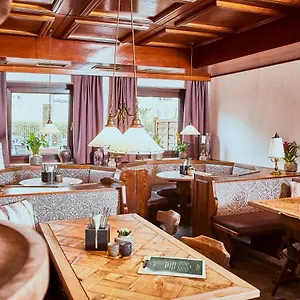 Boutique-gasthof Ueberfuhr Austria